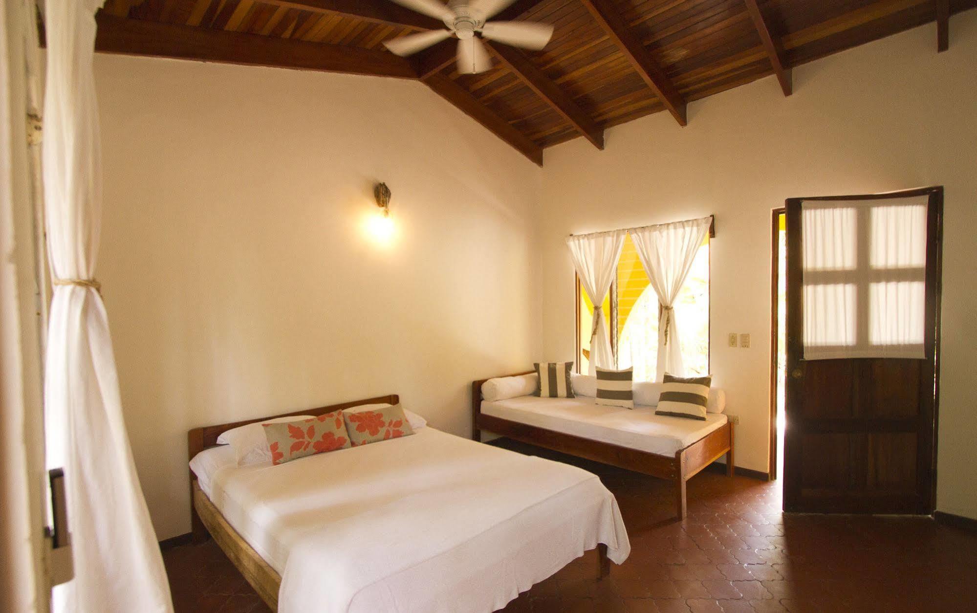 The Sunset Shack Hotel Nosara Bagian luar foto