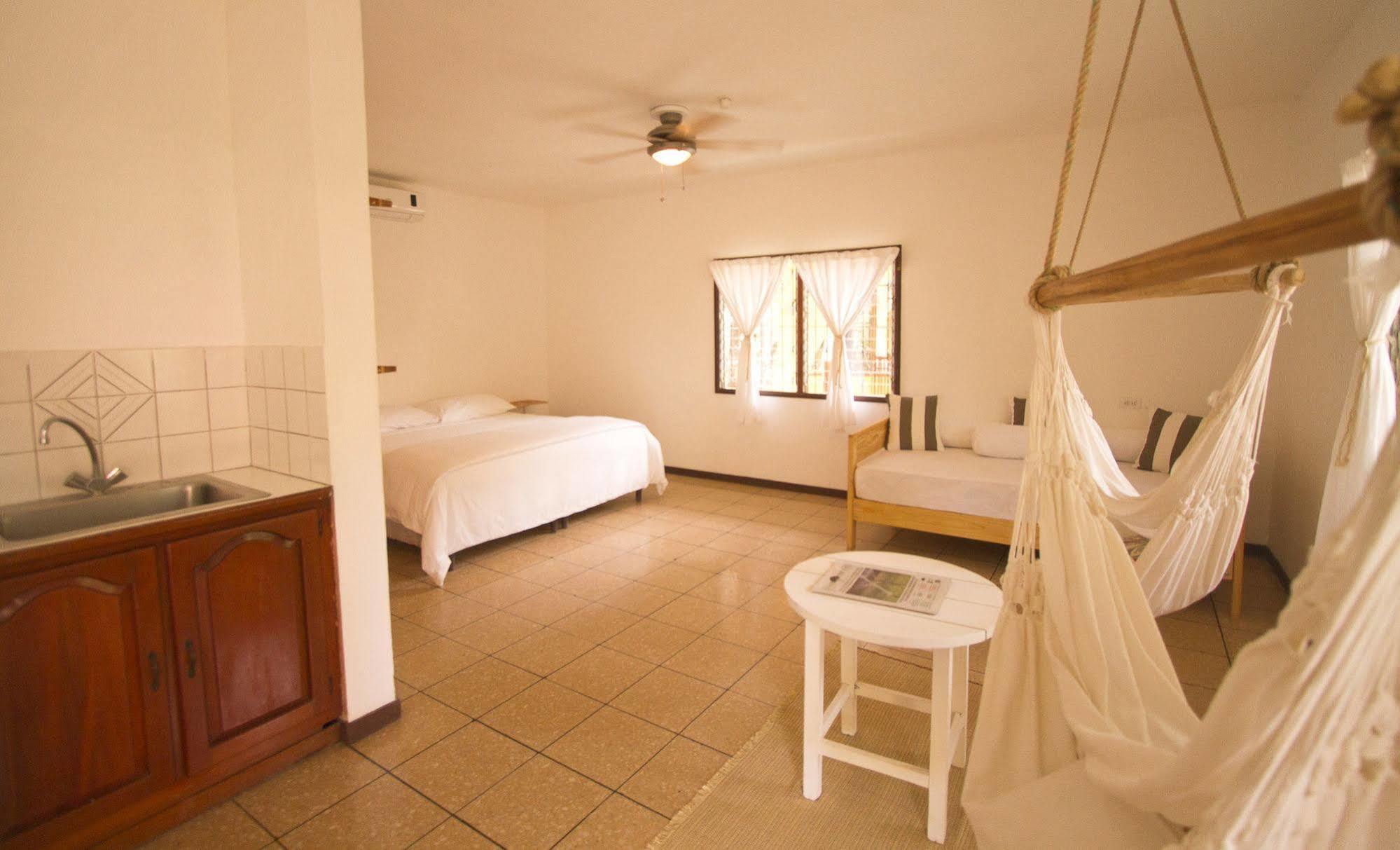 The Sunset Shack Hotel Nosara Bagian luar foto